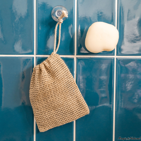 Crochet ventouse pour la Salle de bain – Support mural l Apimani l La Magie du Naturel l SUISSE